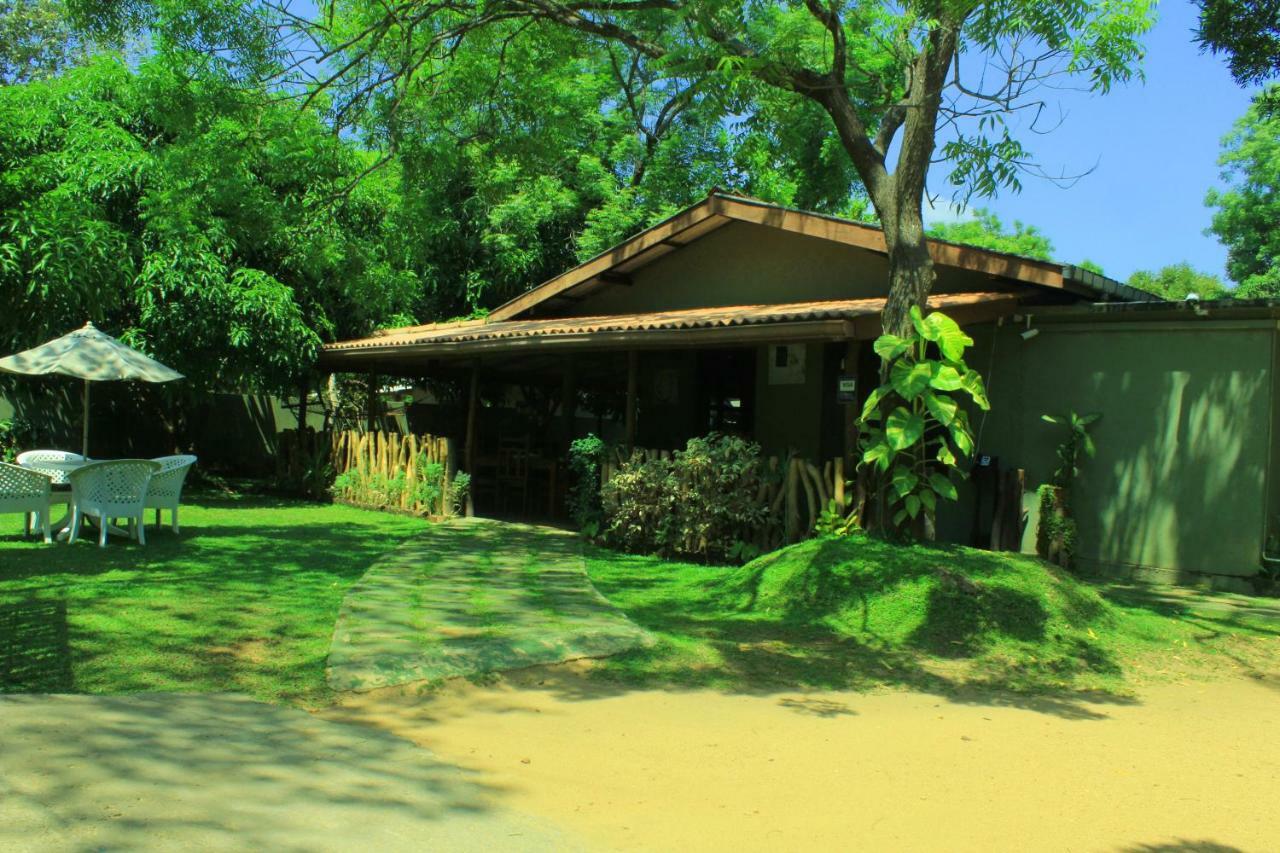 Thal Sewana Sigiriya